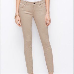 Ann Taylor, The Skinny Jean, Size 6
